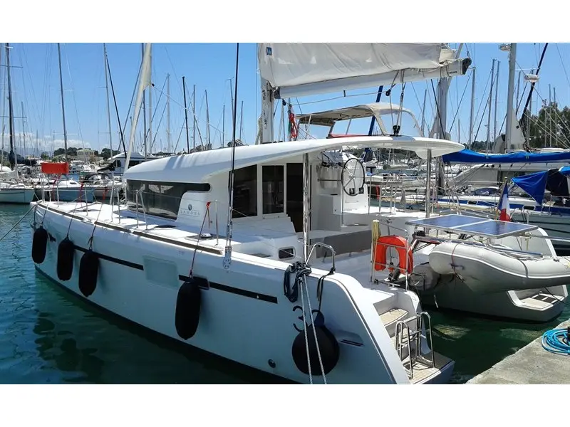 Le Grand Bleu, Lagoon 39