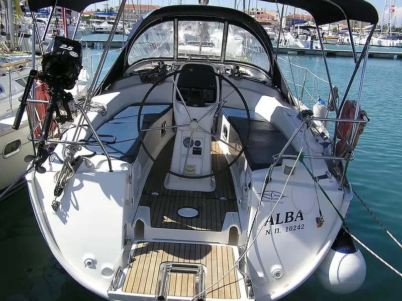 Alba, Bavaria 35 Cruiser