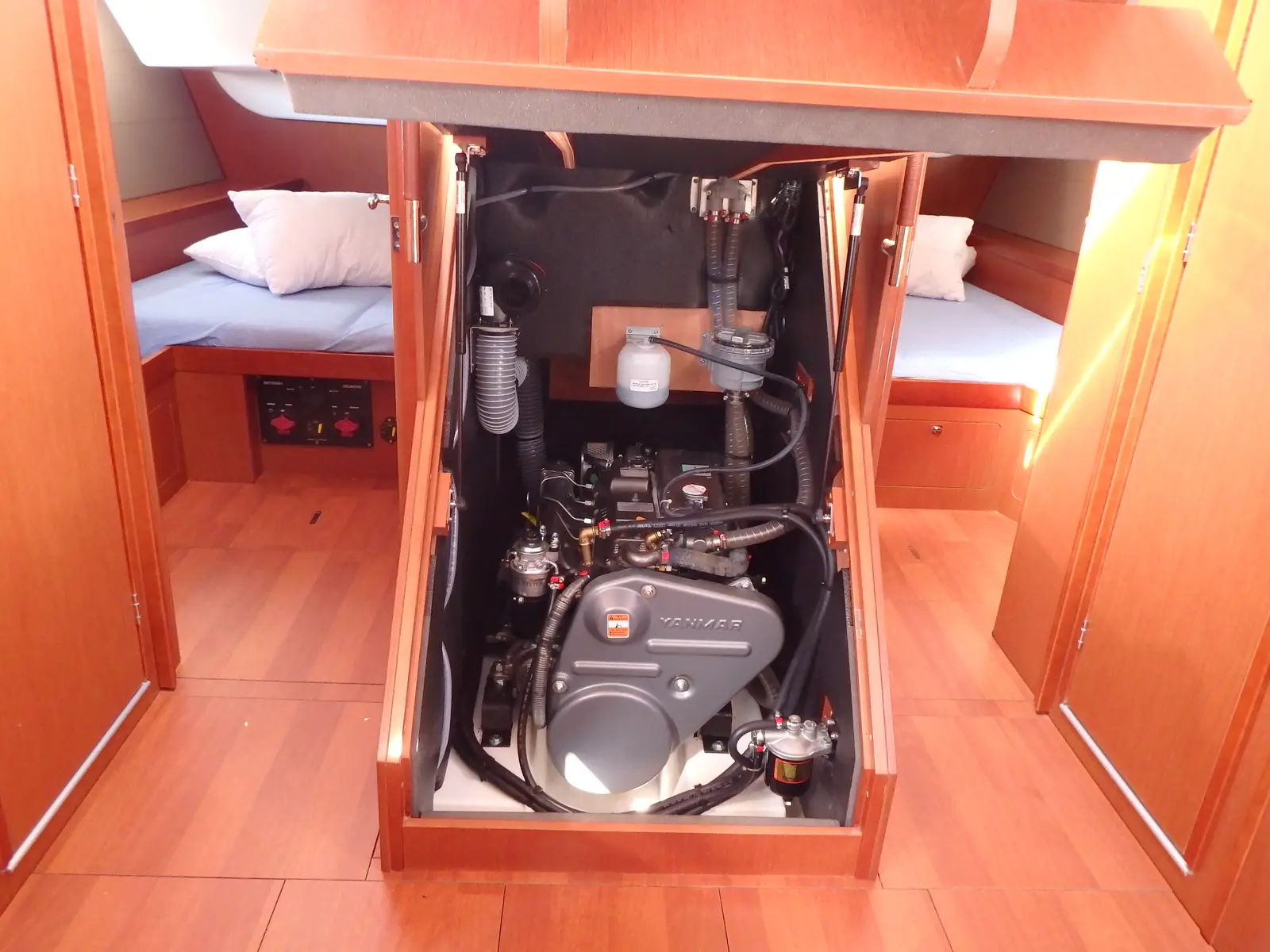 Oceanis 48, Foto 24