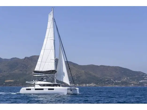 ACHILLEAS, Lagoon 51