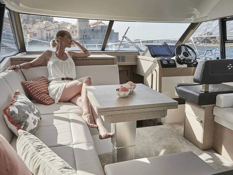 Brigadoon, Prestige 420 Fly