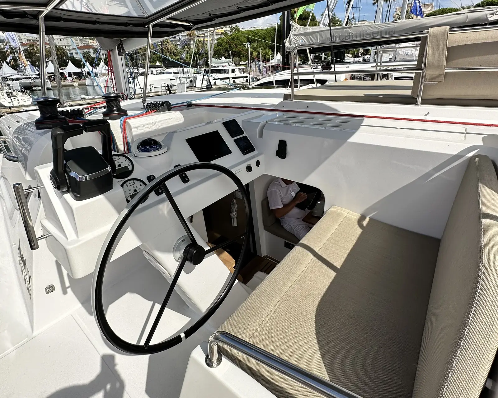 YaMas, Foto 9