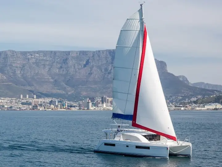 Sunsail 404 Classic, Leopard 40