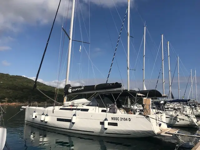 Cervantes, Dufour 530