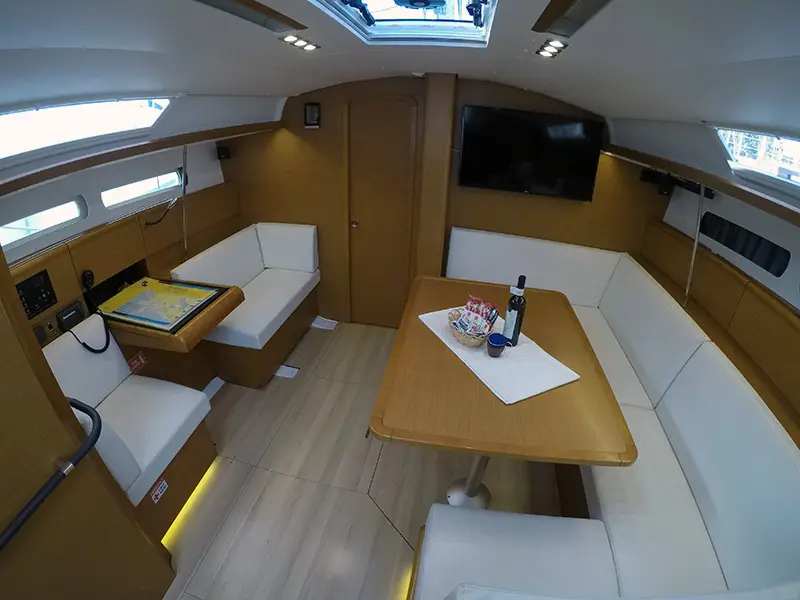 Elissa, Jeanneau Sun Odyssey 449