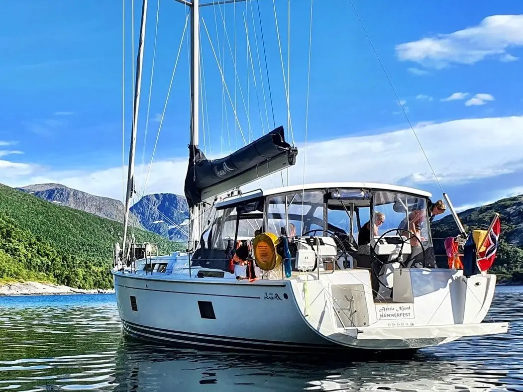 Arctic Njord, Hanse 458