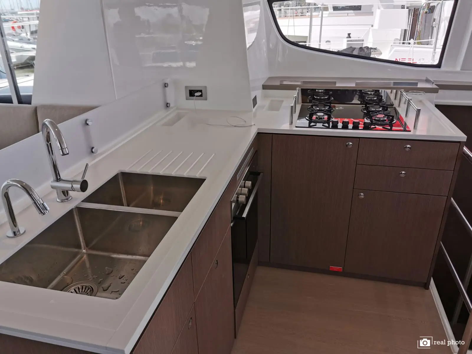 Moderna - A/C, Generator, WM, Solar Panel, BBQ, Foto 7