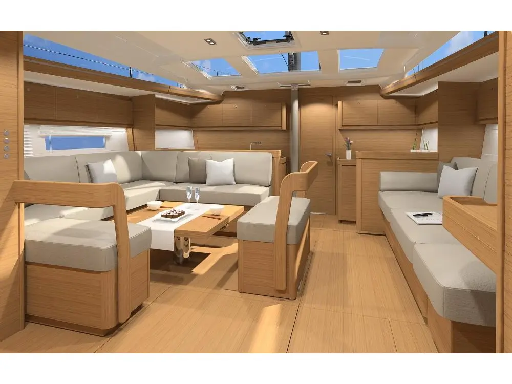 Malu', Interior image