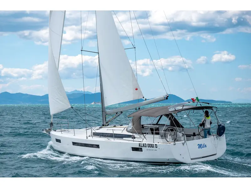 Mila - Water maker, Solar Panel, Sun Odyssey 490