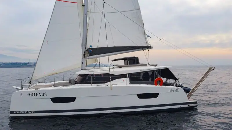 LFK-Isla 40(A/C), Foto 11