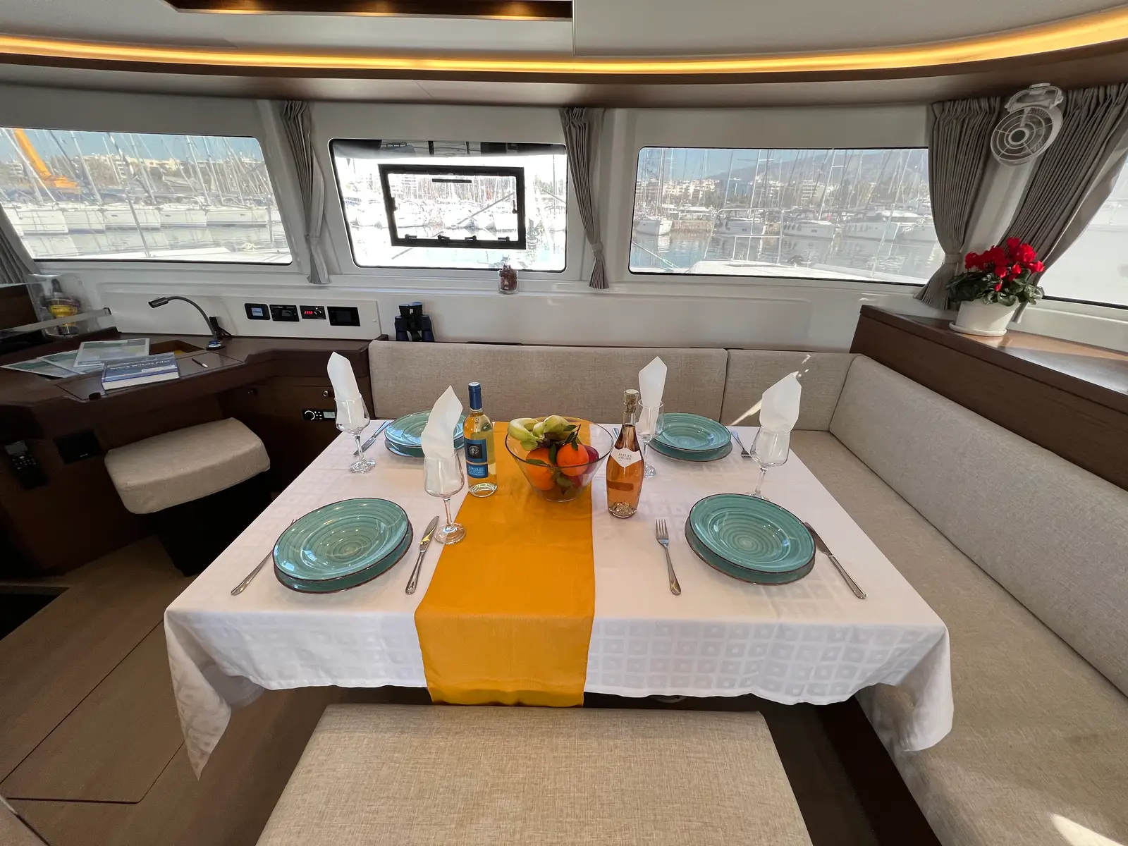 KALISI MOU (air condition, generator, water maker) _Skippered Only_, Foto 18