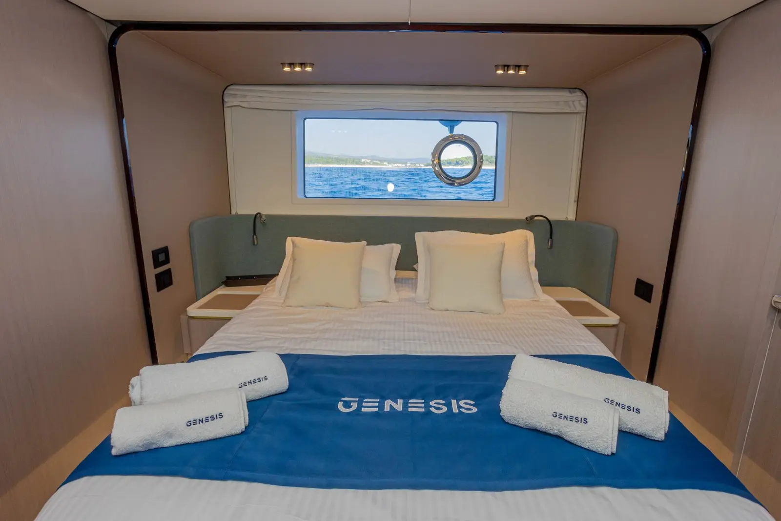GENESIS, Foto 34