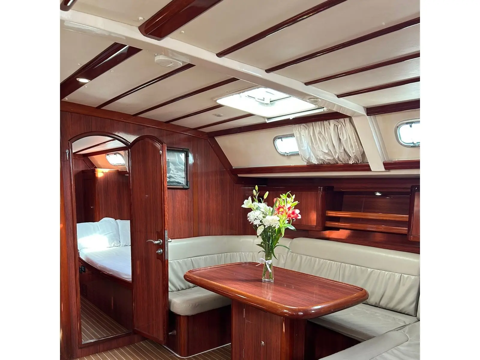 Ocean Star 58.4 - 2007, Interior image