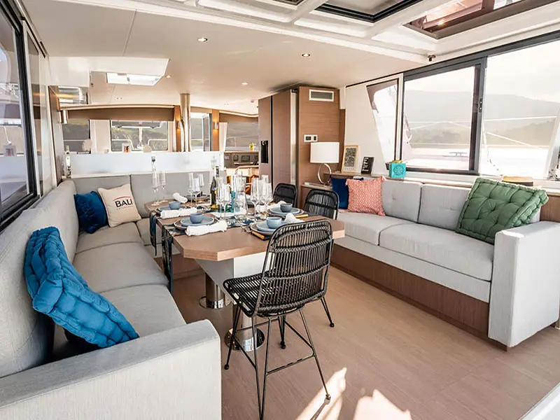 Migaloo, Interior image