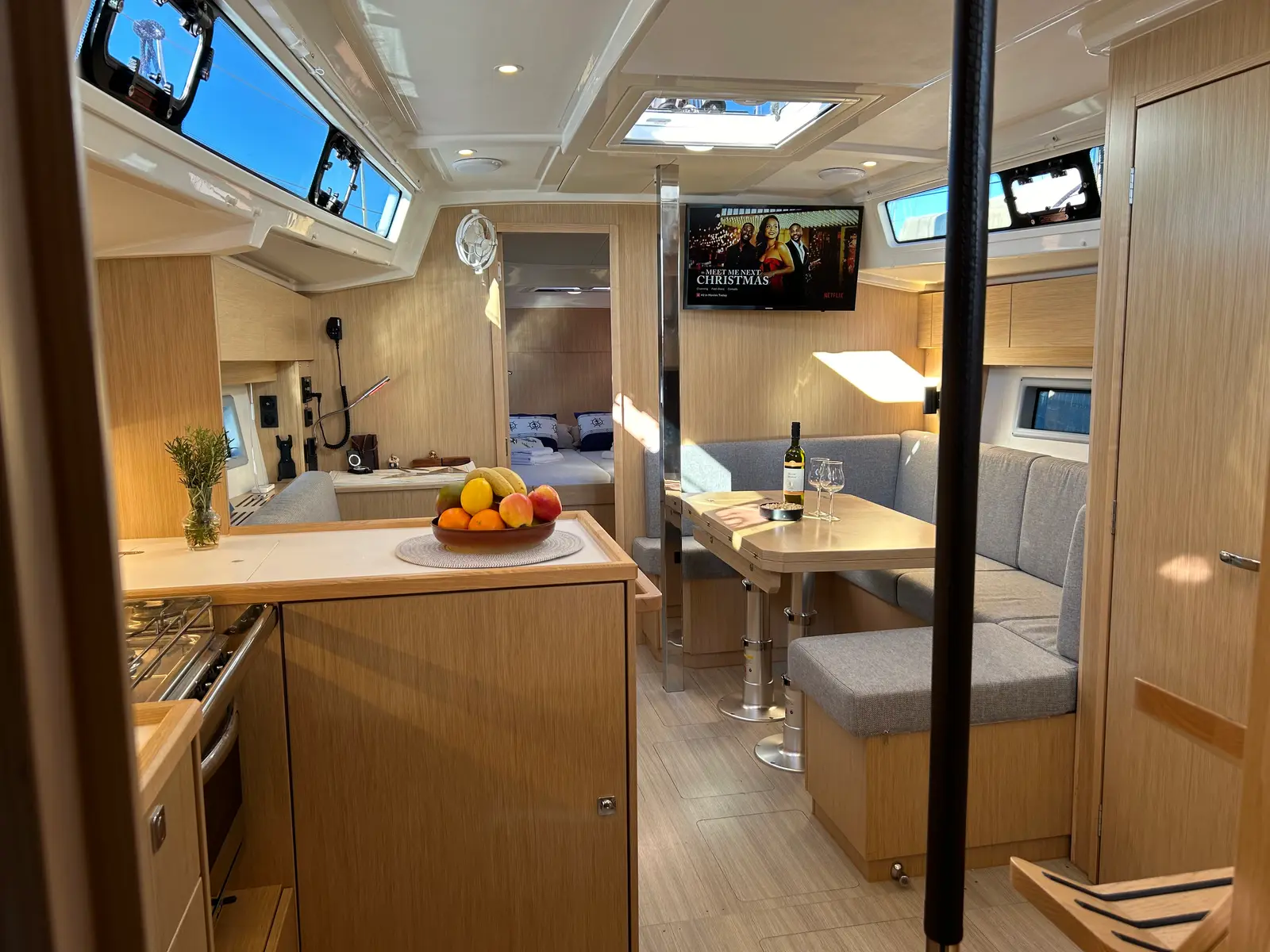 Asterix, Interior image