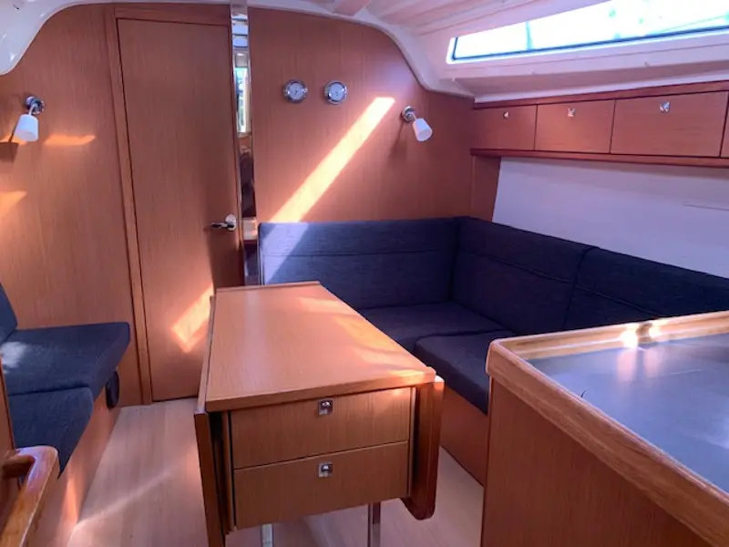 Happy Jack, Interior image