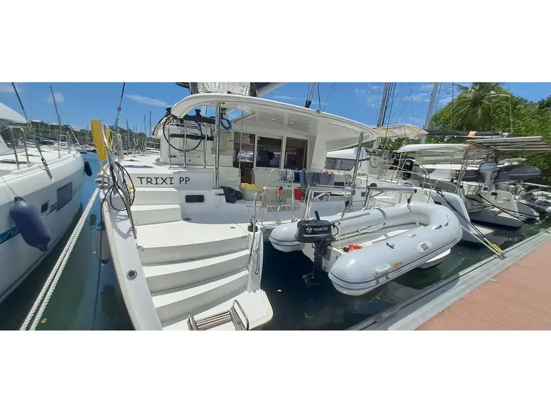 Trixi, Lagoon 400 S2