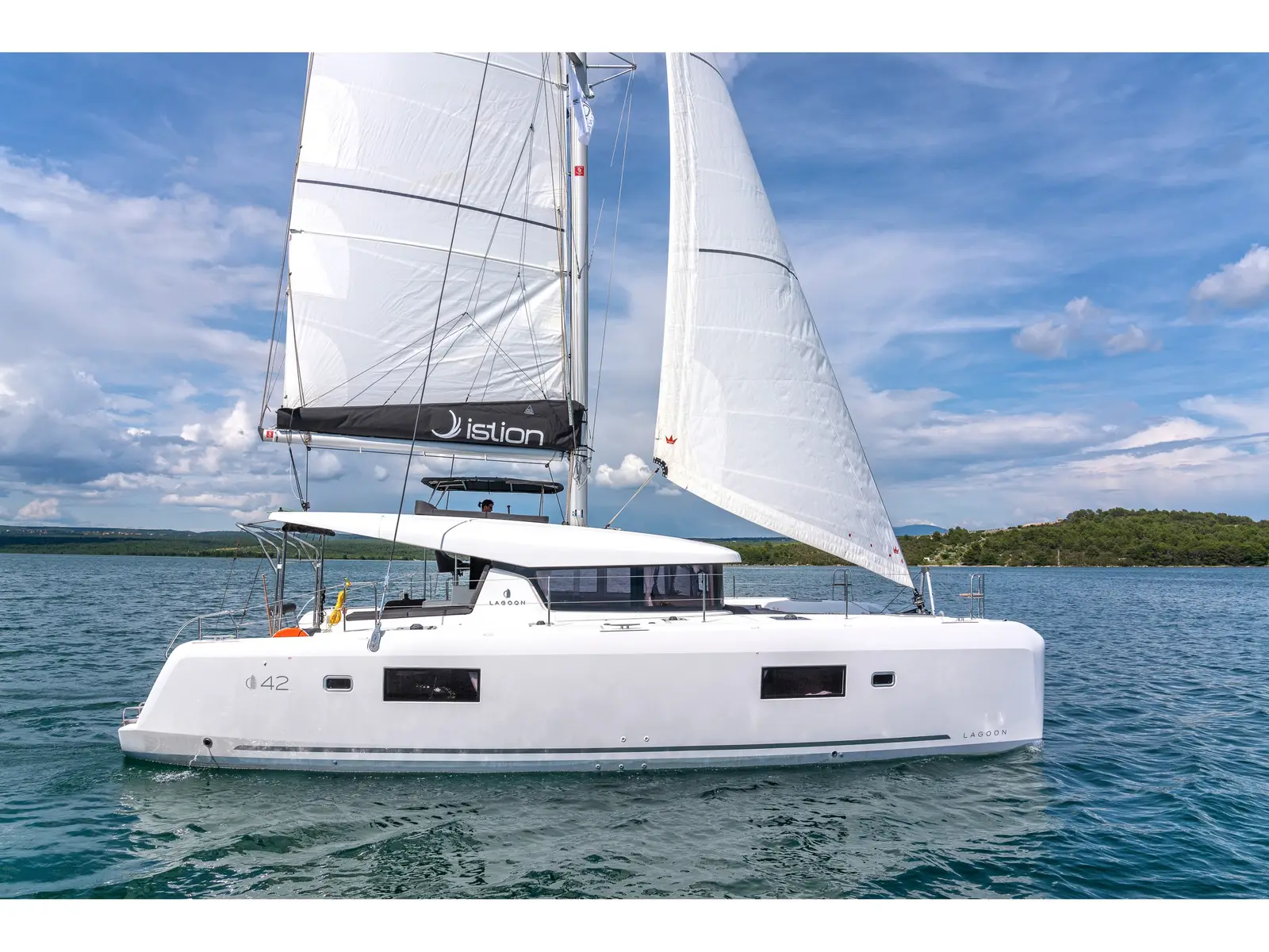 First Adventure, Lagoon 42