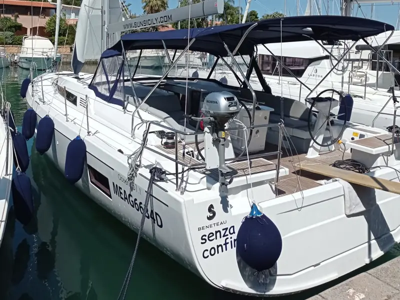 Senza Confini II, Oceanis 51.1