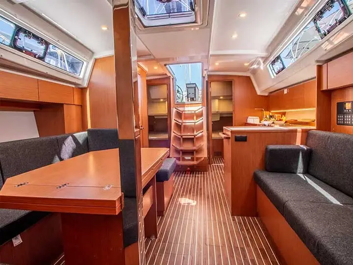 Jenny K, Interior image