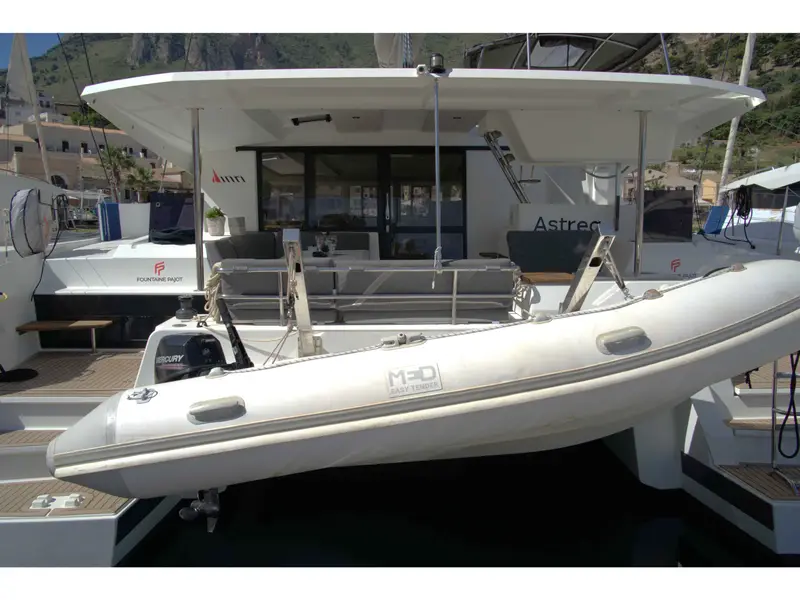 Astrea , Astréa 42