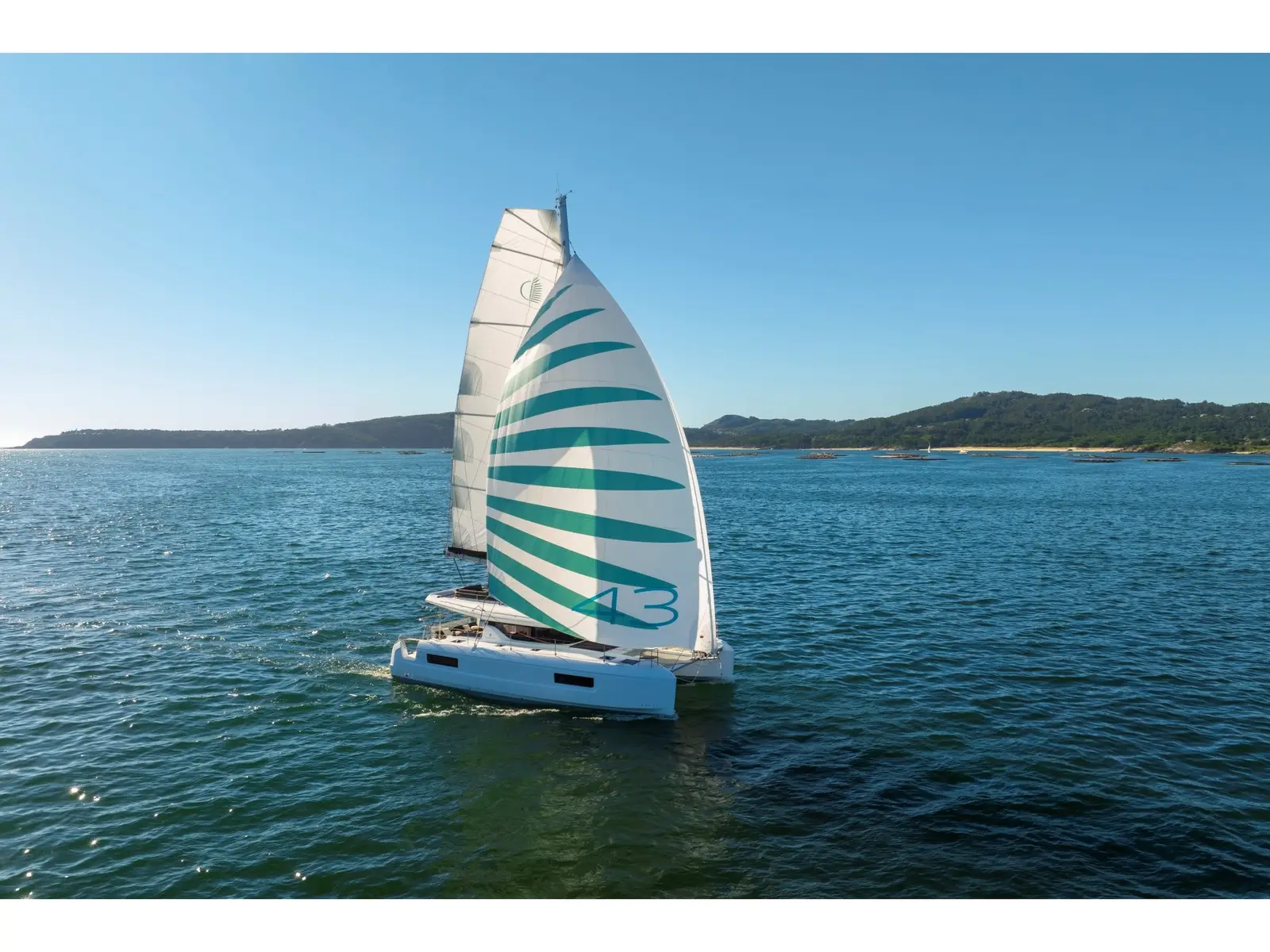 SERENITY , Lagoon 43