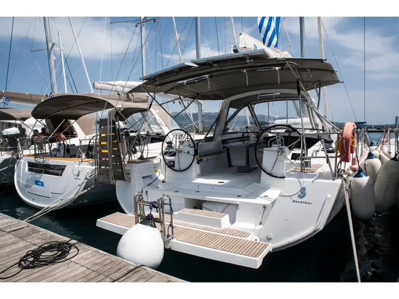 Annita, Oceanis 48
