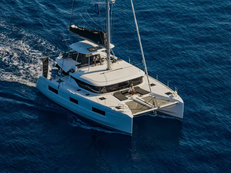 LINO, Lagoon 46