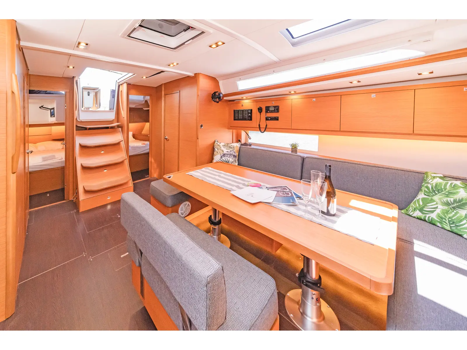 Imagine, Interior image